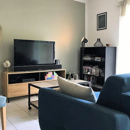 Apartamento L'amazone-appart Au Calme Avec Balcon Et Parking